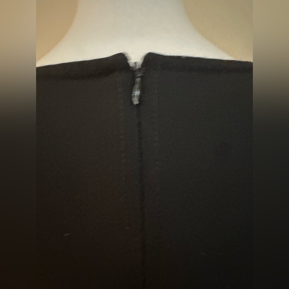 Talbots Midi Sleeveless Dress. Thick Material. Closure Zip In Back Sz 8 - Picture 8 of 15